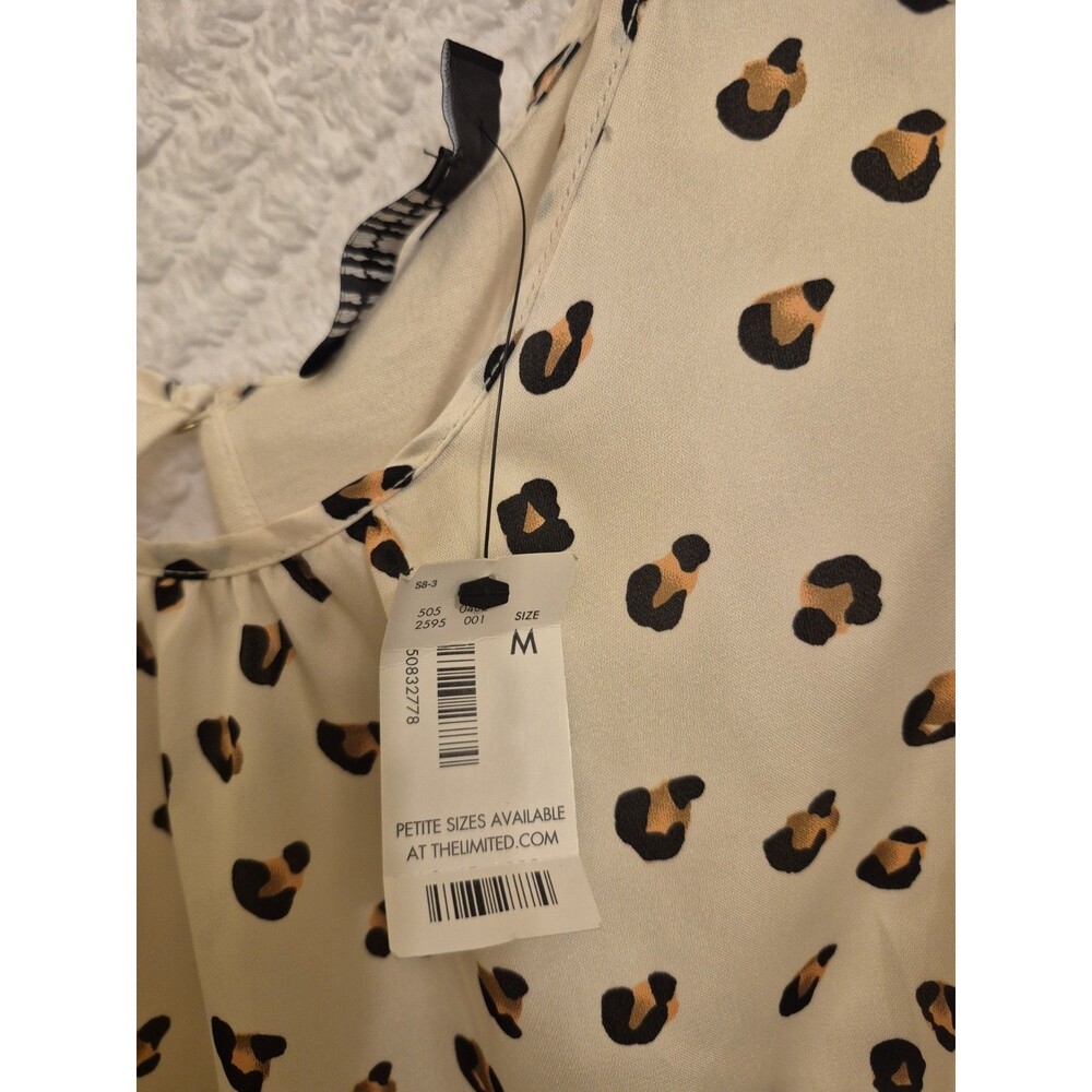 The Limited Ivory Animal Print Top With Keyhole Back NWT Medium - Picture 5 of 8